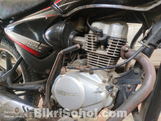 Honda shine optimax 125cc, Old model